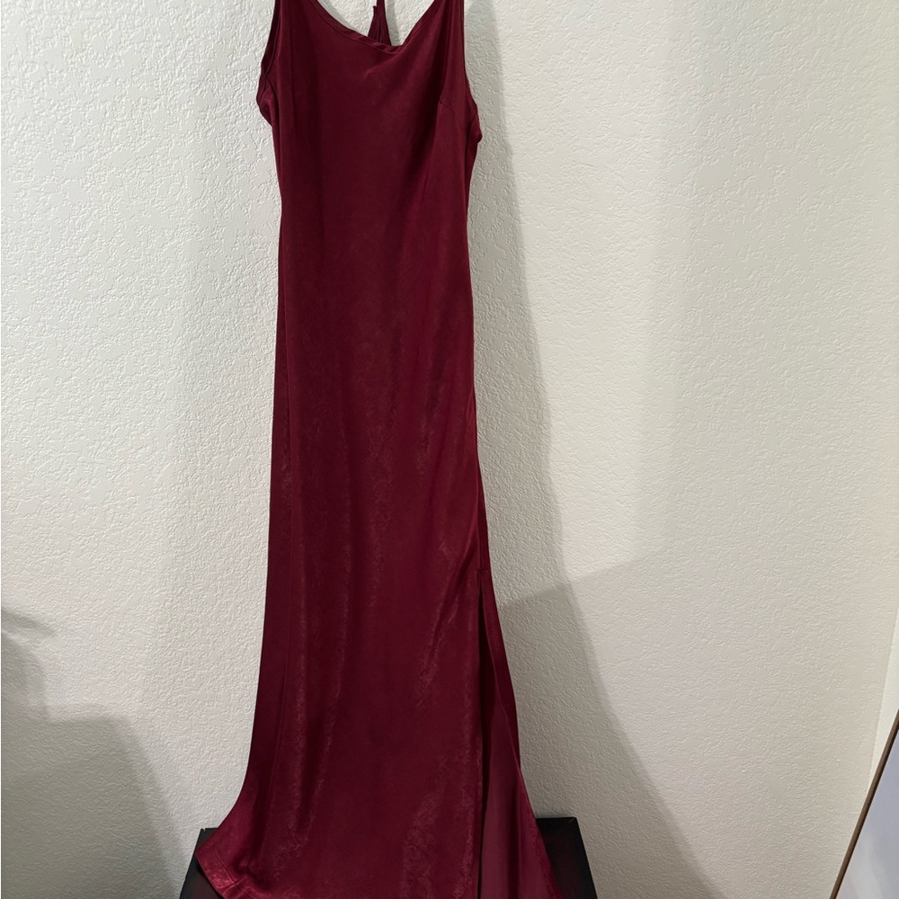 Elegant Burgundy Evening Gown